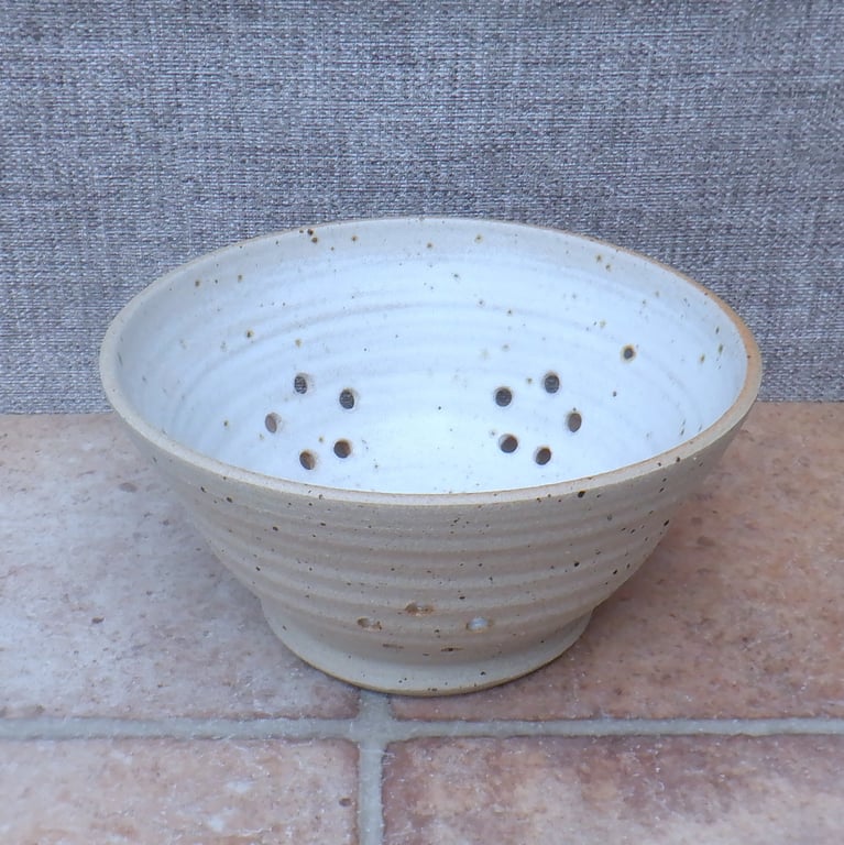 Berry bowl or colander hand thrown stoneware pottery ceramic handmade drainer 