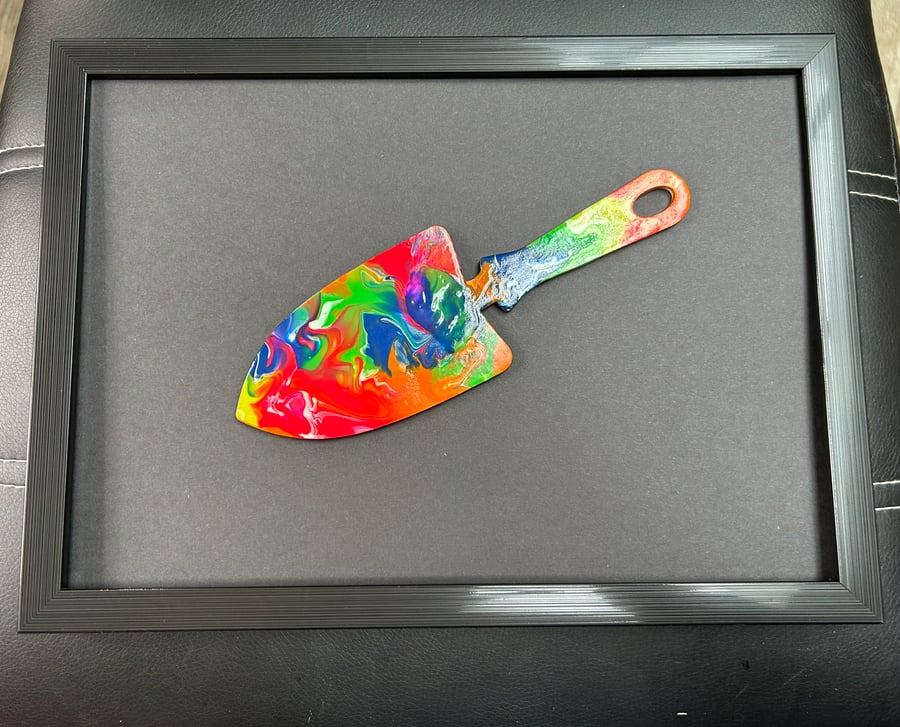 Colourful Trowel Picture 