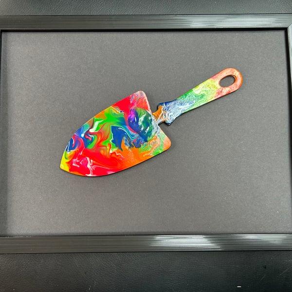 Colourful Trowel Picture 