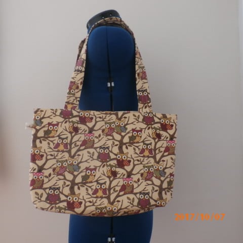 Tote Bag, Hand Bag, Shoulder bag ,Every day Bag in Cotton Fabric in a Owl Print
