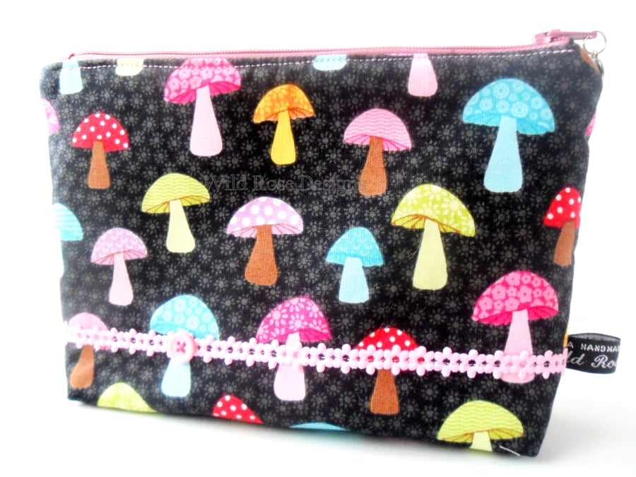 Make up bag in a colourful mushroom print