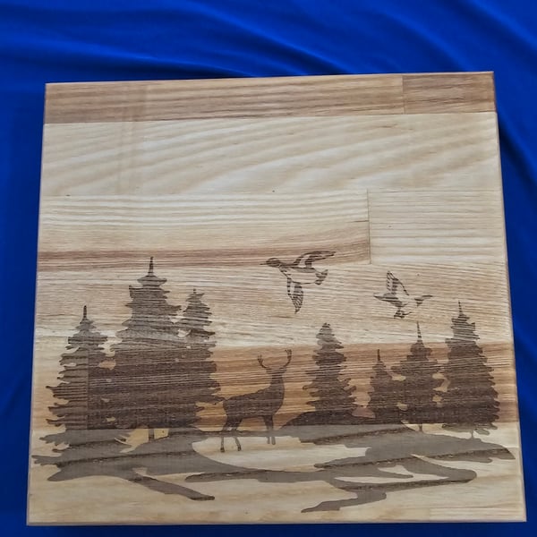 Oak chopping board with hunting design laser engraved