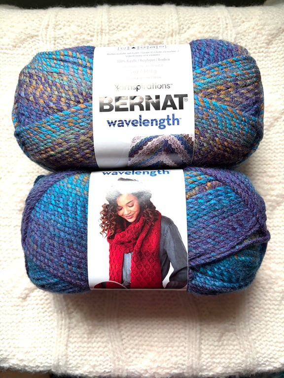 2 Balls x 140g Bernat Wavelength Yarn : colour Violet : Acrylic Yarn