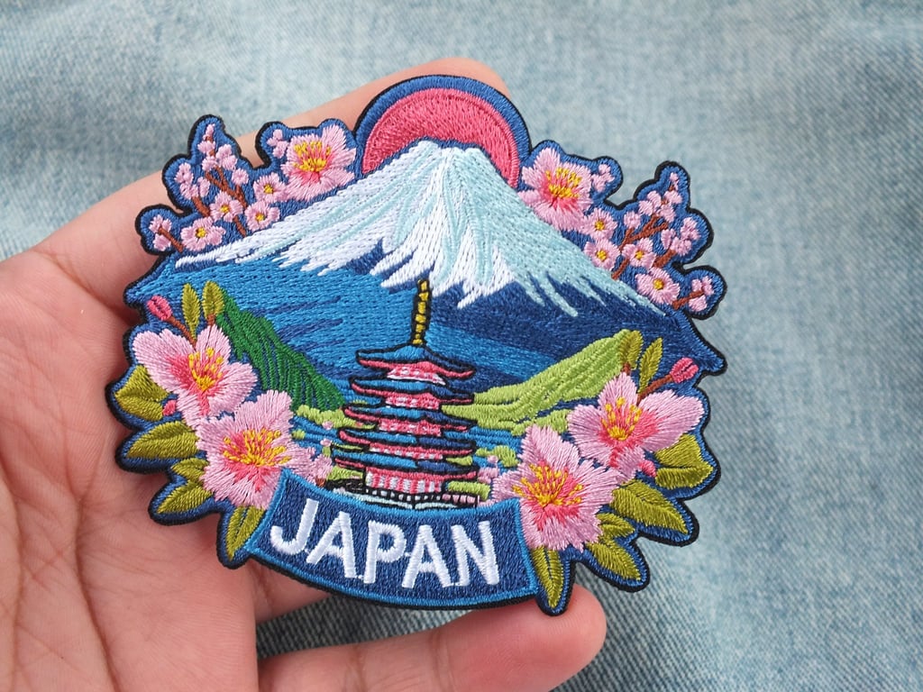 Mount Fuji Embroidered Patch Japan Iron On Sew On Applique Travel Badge