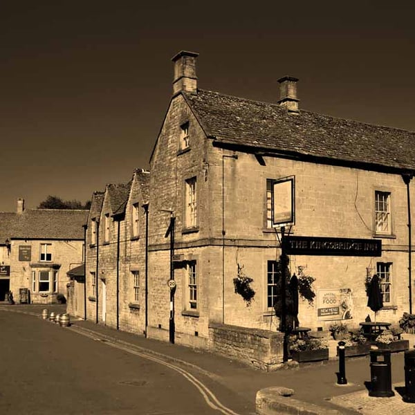 Kingsbridge Inn Bourton On The Water Cotswolds Photograph Print