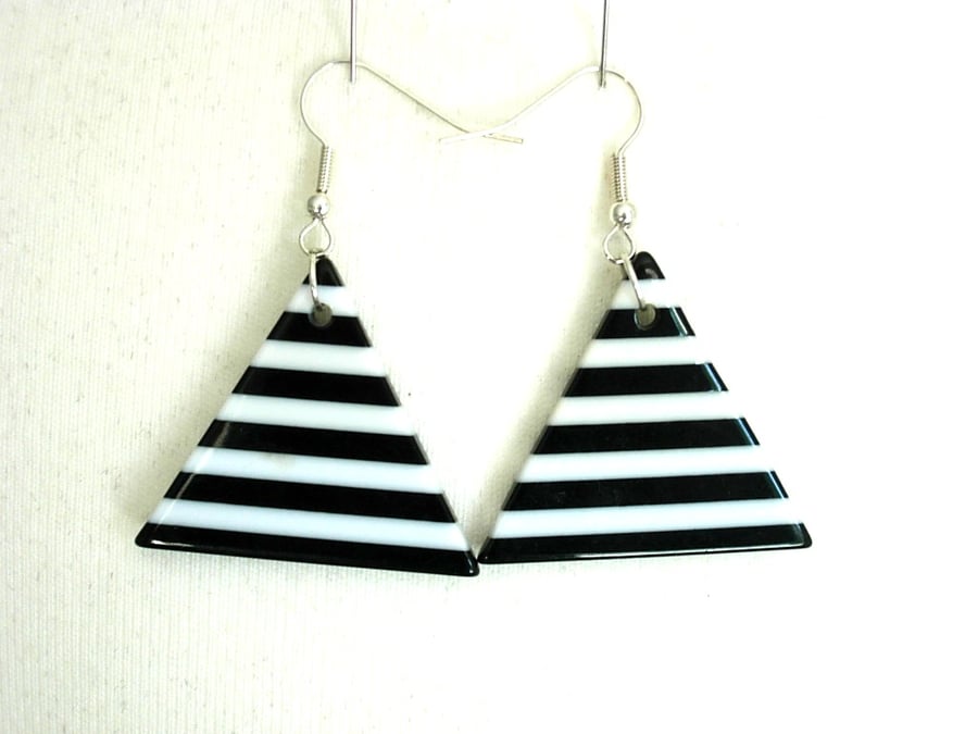 Earrings - Retro 60's Style