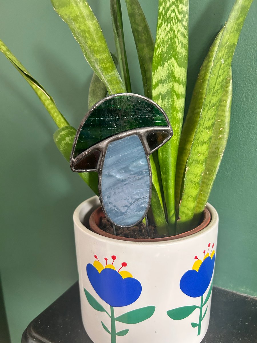 Stained Glass Plant Pot Pal - Mystic Mushroom 