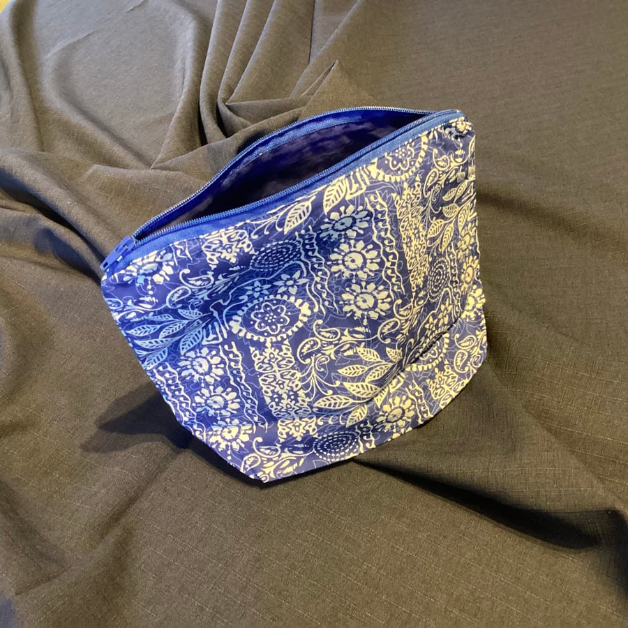 Printed Blue Cotton Purse