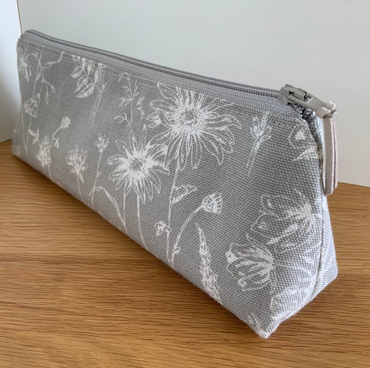 Laura ashley cosmetic discount bag