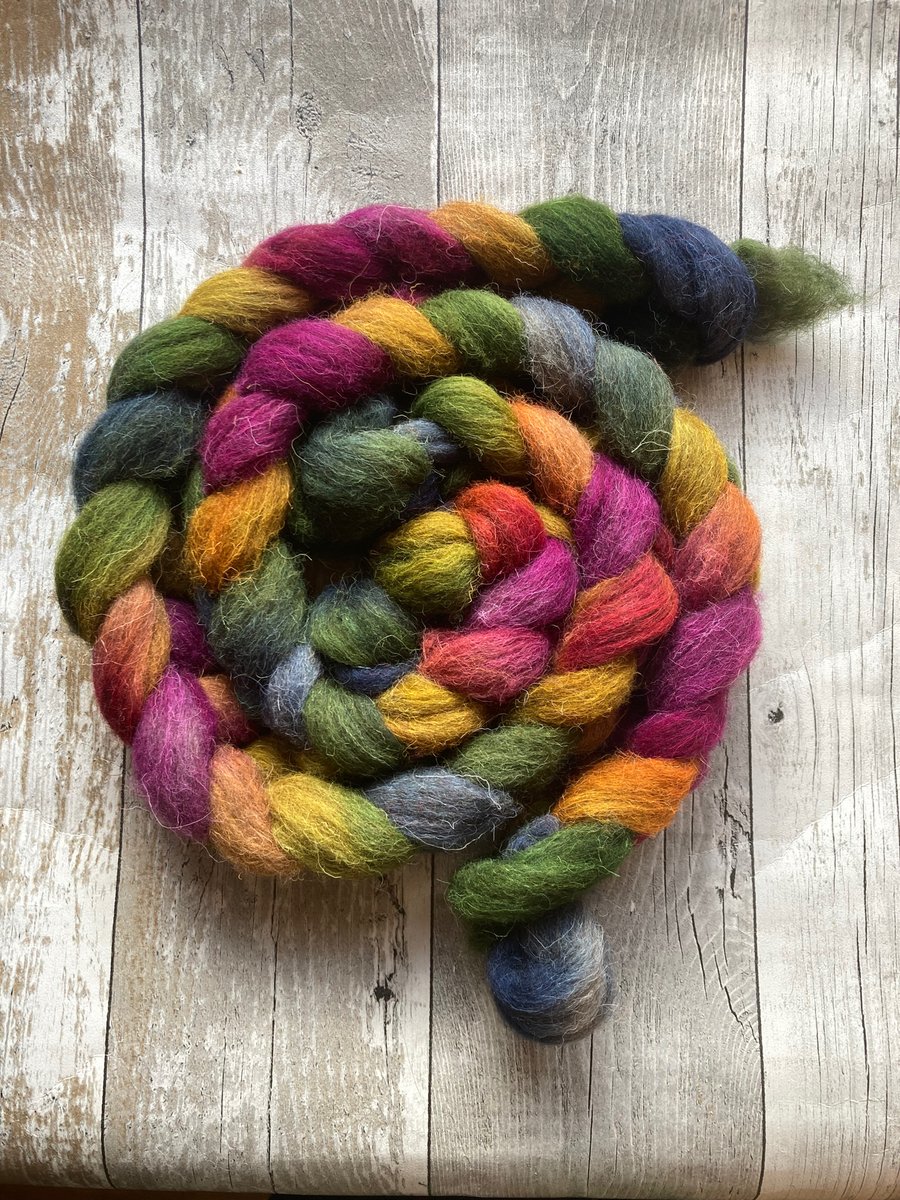 Suffolk Spinning fibre 100g Skyfire