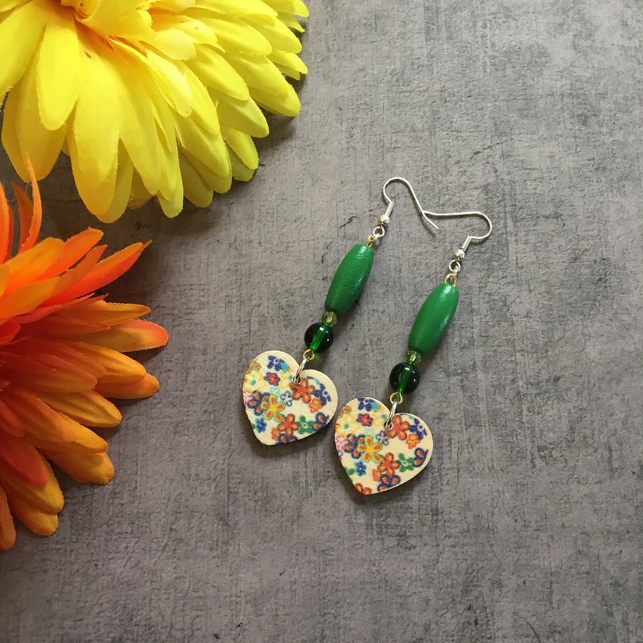 Green flower printed wood heart dangle earrings