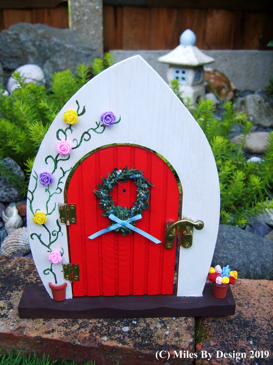 Mini Decorated Wooden Fairy Door