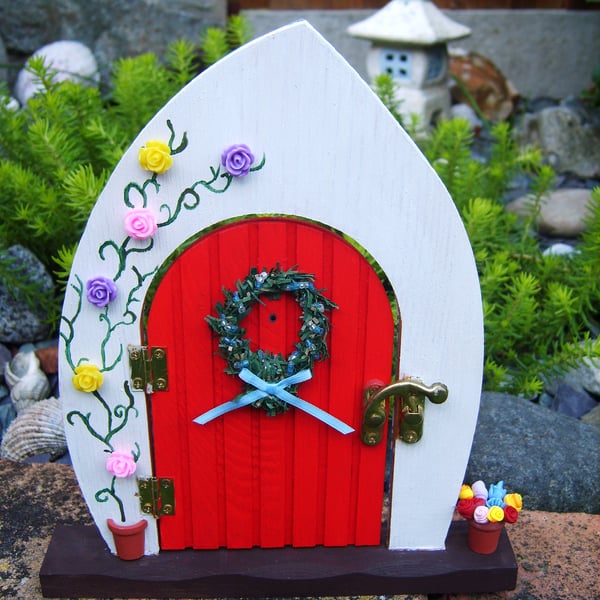 Mini Decorated Wooden Fairy Door