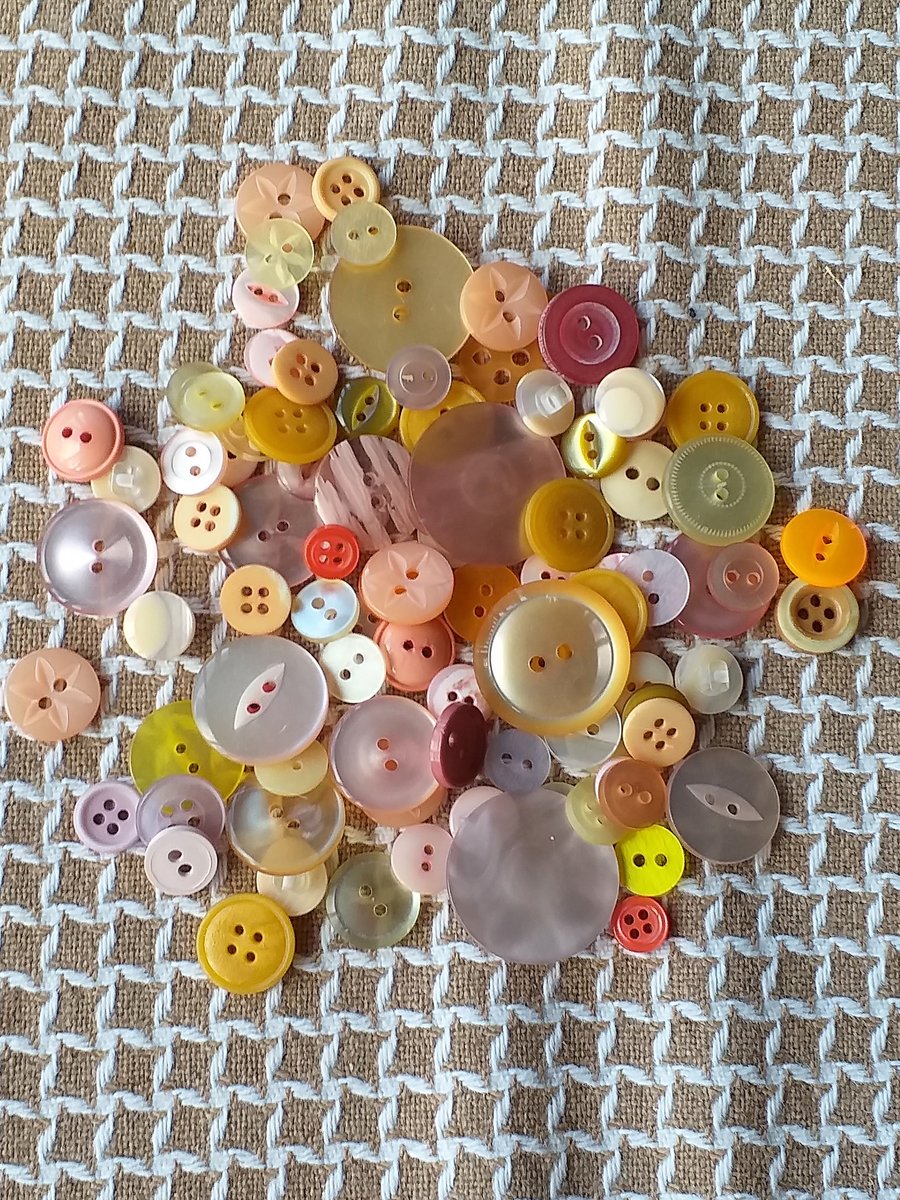 Assorted Pink, Yellow & Orange Buttons