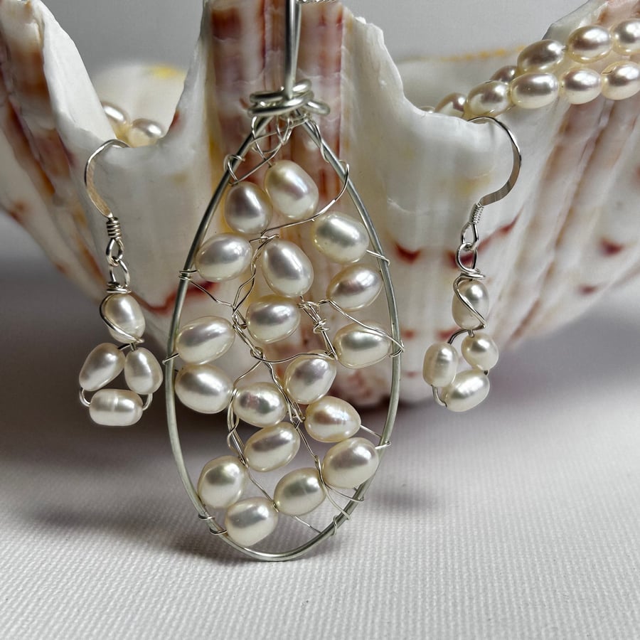 Freshwater Pearl Jewellery Set 