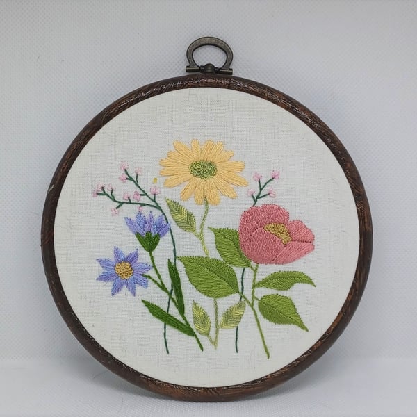 Wildflower Embroidery, Hand Embroidery Hoop, Spring Flowers, Gift for Mother, Fl
