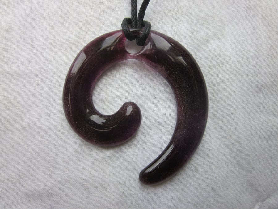 Handmade cast glass pendant - Gothic swirl