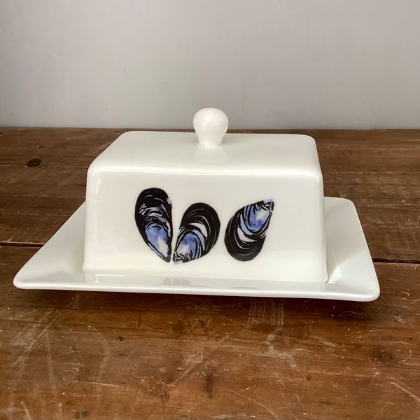 Mussel shell butter dish - coastal kitchen, bone china, seashells