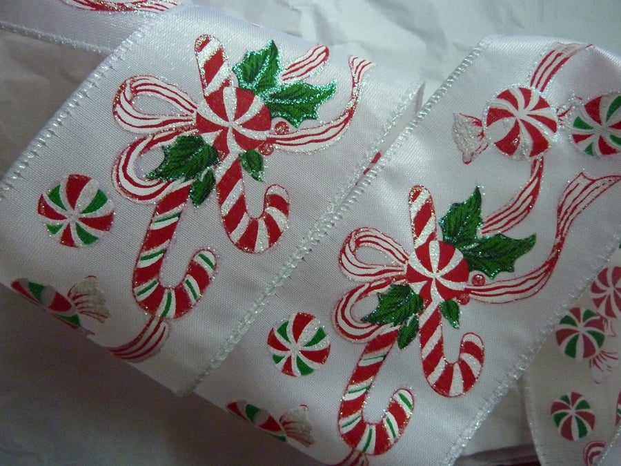1 Metre Wire Edged Xmas Ribbon 63mm Candy Cane