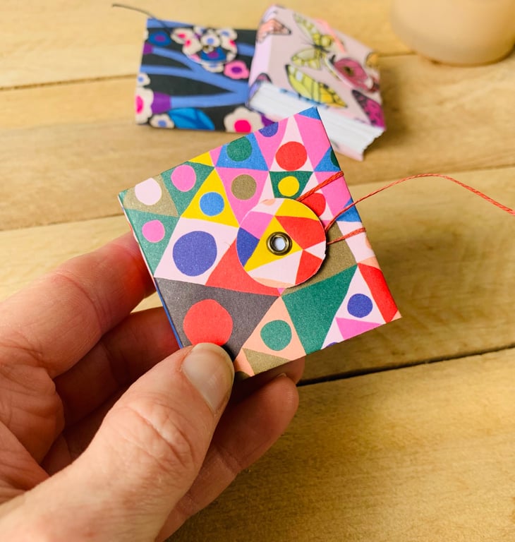 Tiny Concertina Sketchbook with Removable Geometric Patterned Cover.