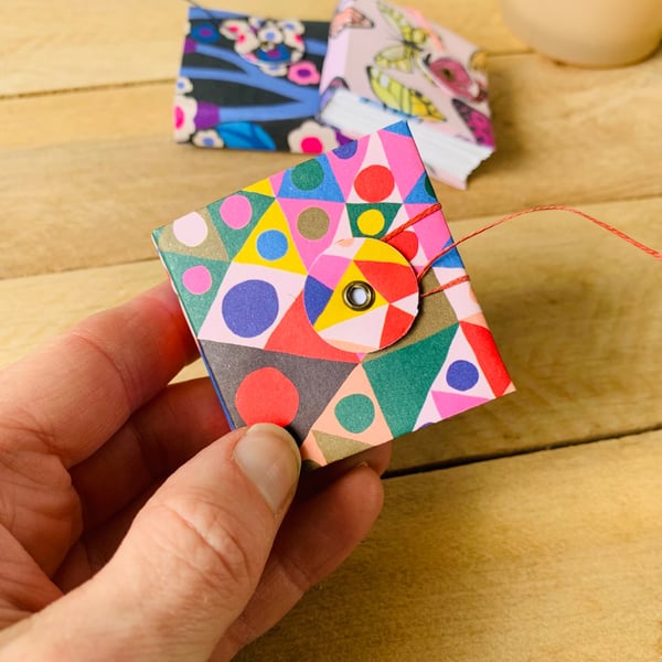 Tiny Concertina Sketchbook with Removable Geometric Patterned Cover.