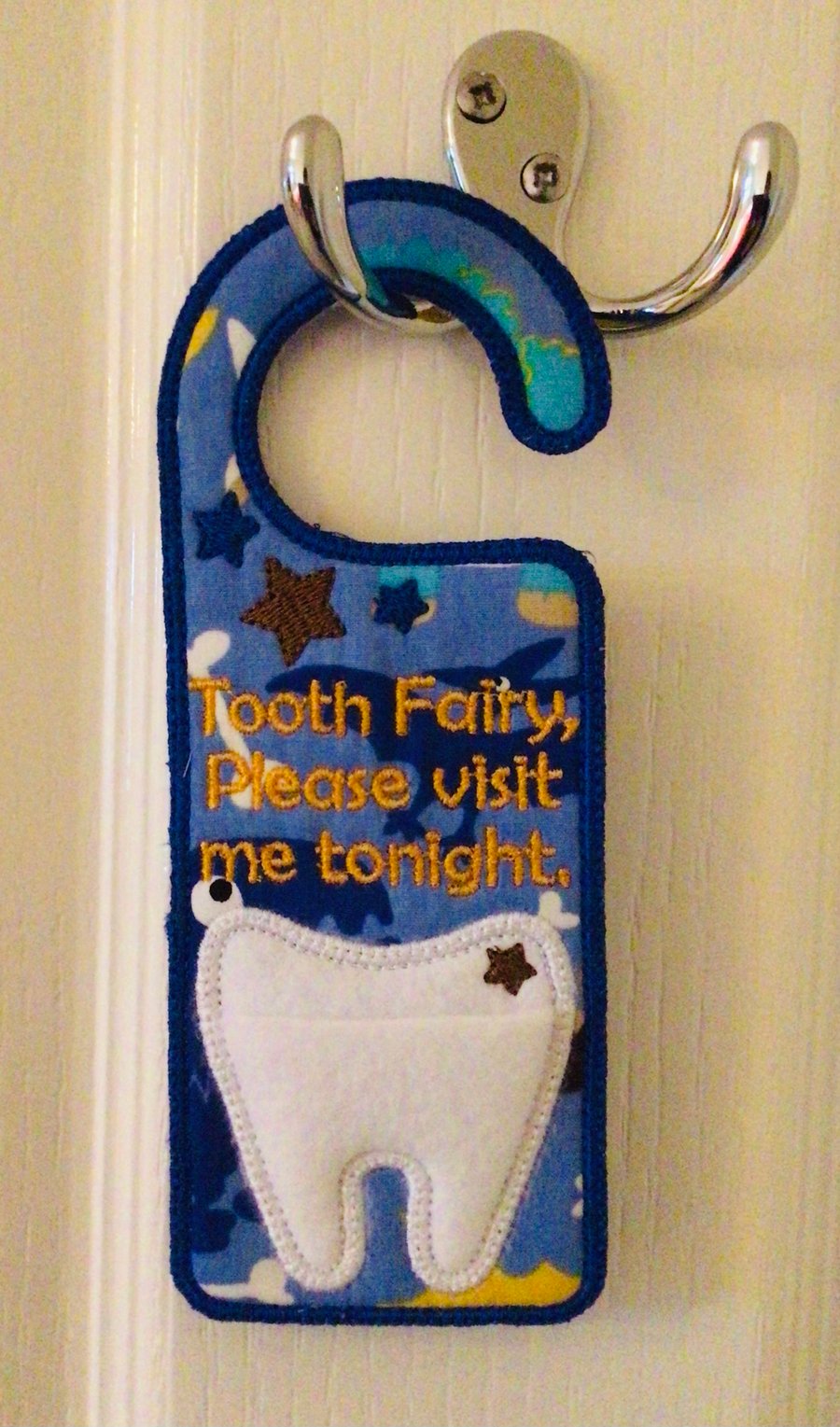 Tooth Fairy door hanger. Blue dinosaur.