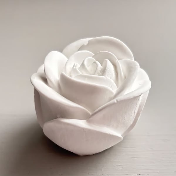 White Rose Essential Oil Diffuser - Eco Friendly Home Fragrance 