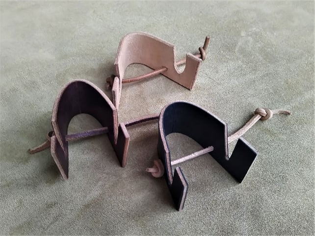 Leather mobile phone stand