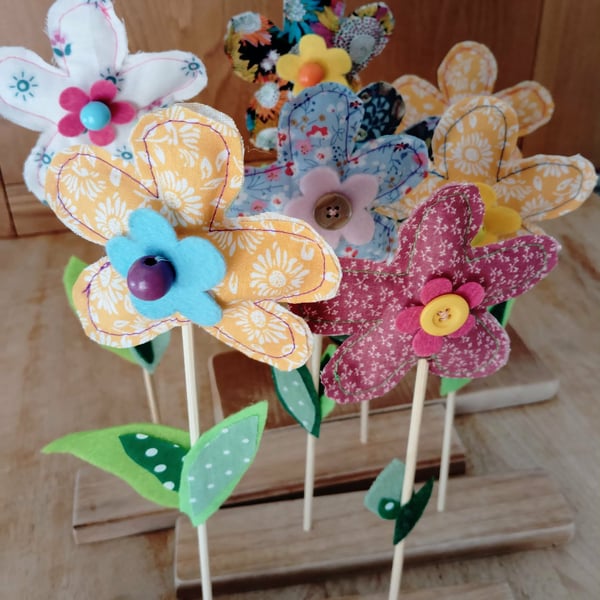 Fabric flower couple