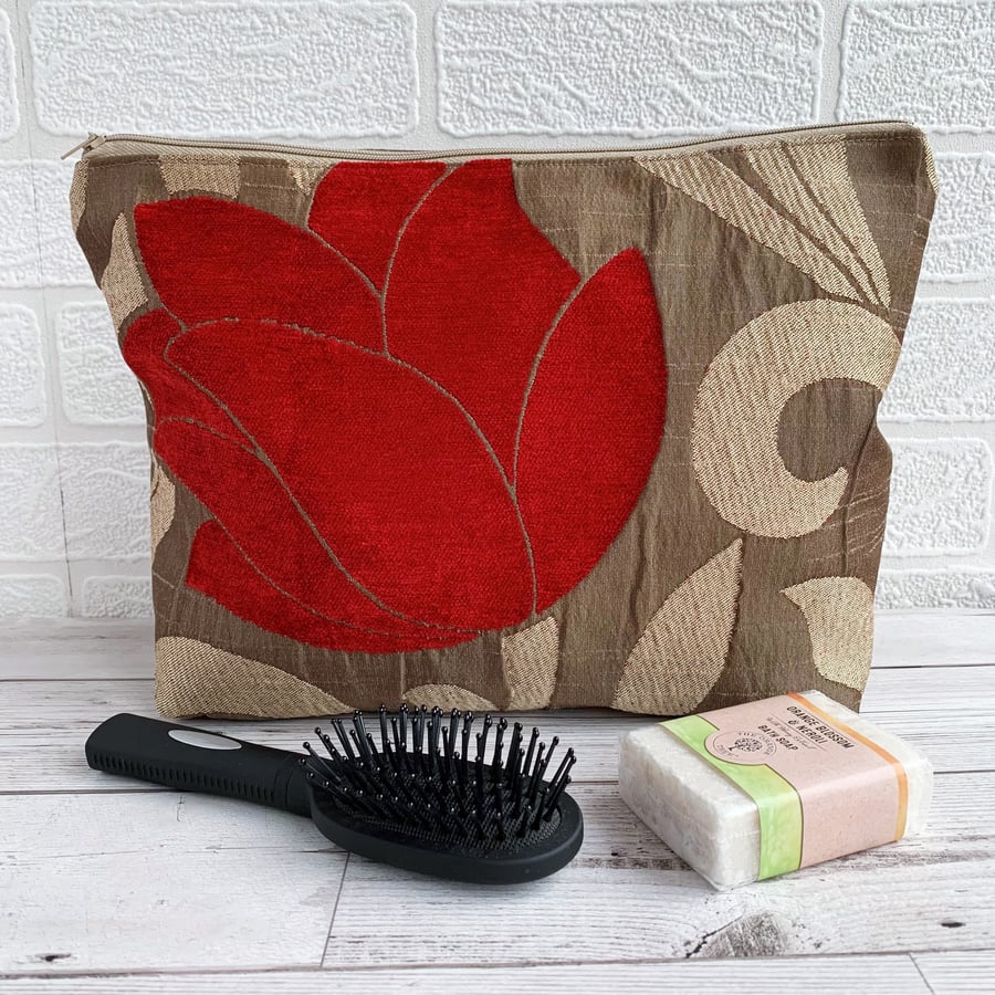 Art Nouveau Style Tulip Toiletry Bag