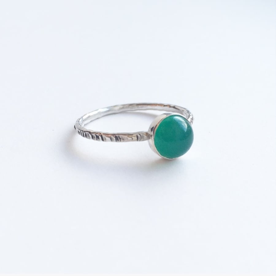 Sterling silver green agate ring