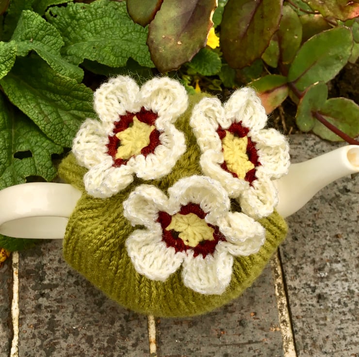 Hellebore Flower Tea Cosy, Lime Green Tea Cozy ... - Folksy