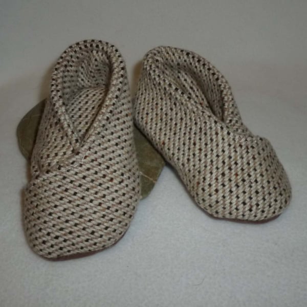 Handmade Tweed fabric shoes - cream & brown mix