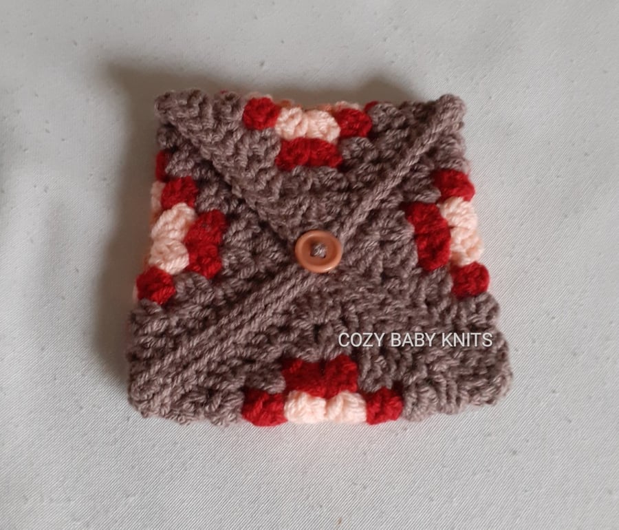 POCKET POUCHES   (6)