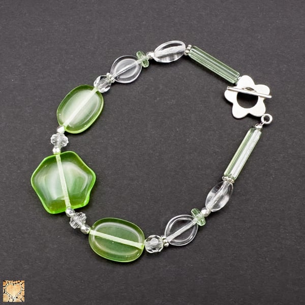 Glass Flower Bead Bracelet with Silver Flower Toggle