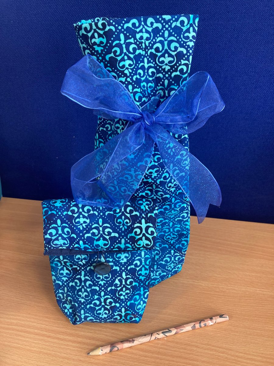 Bottle big and gift pouch, fully lined
