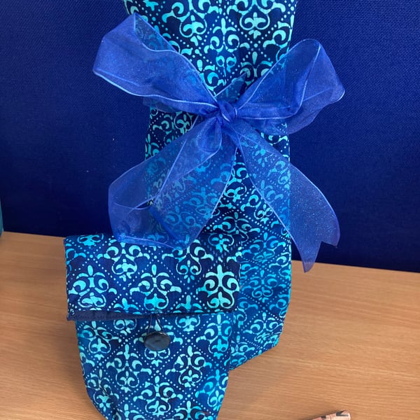 Bottle big and gift pouch, fully lined
