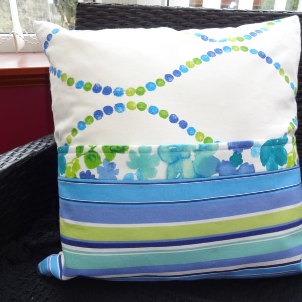 Pocket Cushion   Reading Cushion