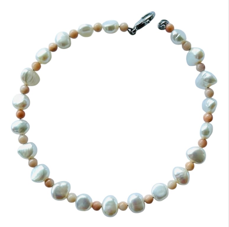 Freshwater pearls bangle with pink rhodonite - June birthstone