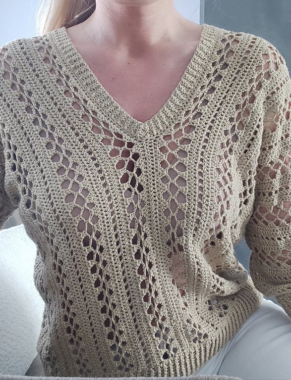 Handmade crochet openwork stitch viscose jumper Size M