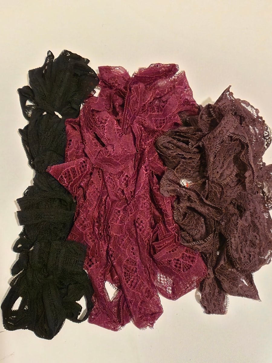 10m Stretch lace trim - black - mauve - purple