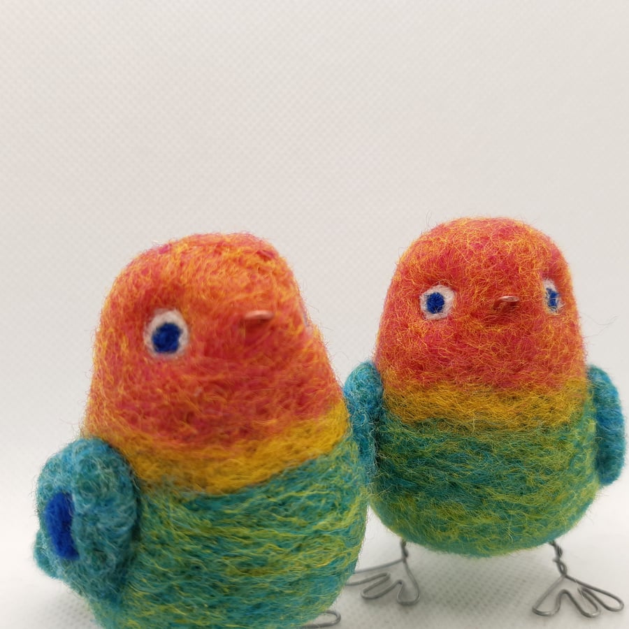 Pair of Lovebirds - sweet needle felted birds 