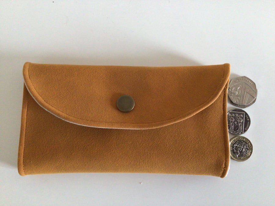 Mustard bi fold purse. With bee interior.