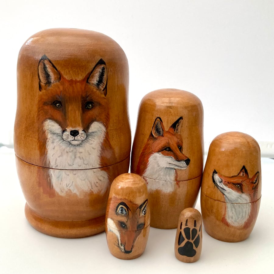 Fox nesting dolls set of 5