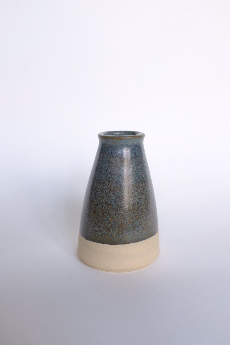 Miniature bud vase