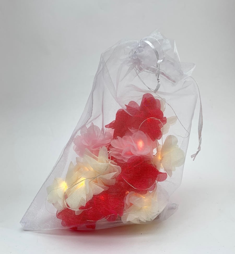 20 chiffon flower Fairy Lights - in fuchsia, pink and cream.