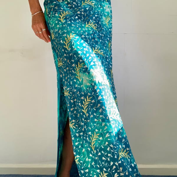 Pencil skirt with side cut embroidered floral maxi skirt for summer boho style