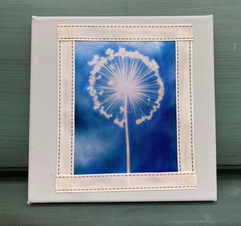 Allium hand printed picture.