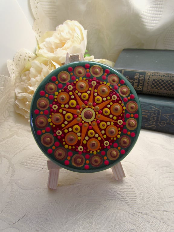 Mandala Dot Art Glass Decoration, Hand-Painted Glass Art, Meditation Art