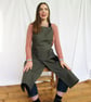 Utimate Makers Apron for Artists, Potters and Craftspeople with Split Leg - Image 1